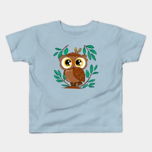 Owl cute foliage Kids T-Shirt